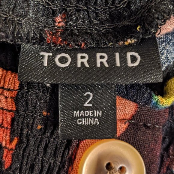 Torrid Smocked Cold-Shoulder Blouse Black Leaf Print - size 2X (18/20) - Picture 9 of 11